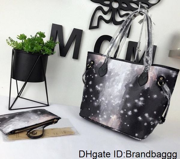 women s handbags european and american style design mixed color large capacity bag trend brand handbag
women s handbags european and american style design mixed color large capacity bag trend brand handbag