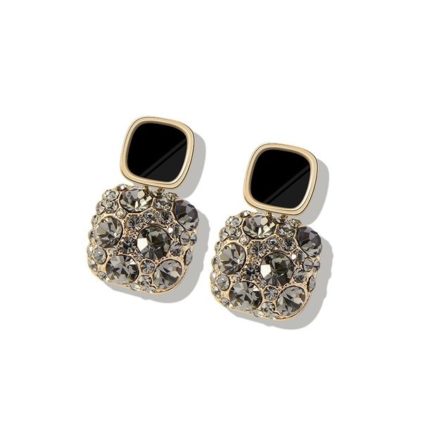 fashion korean crystal earrings for women gold color geometric enamel black earrings charm jewelry wholesale, Golden;silver
fashion korean crystal earrings for women gold color geometric enamel black earrings charm jewelry wholesale, Golden;silver