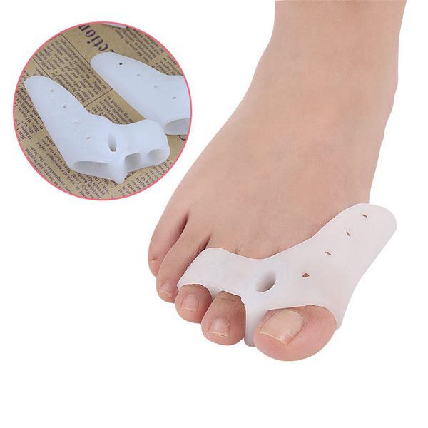 silicone big toe separator protection corrector hallux valgus 3 holes toe separator corrector healty tool rra982
silicone big toe separator protection corrector hallux valgus 3 holes toe separator corrector healty tool rra982