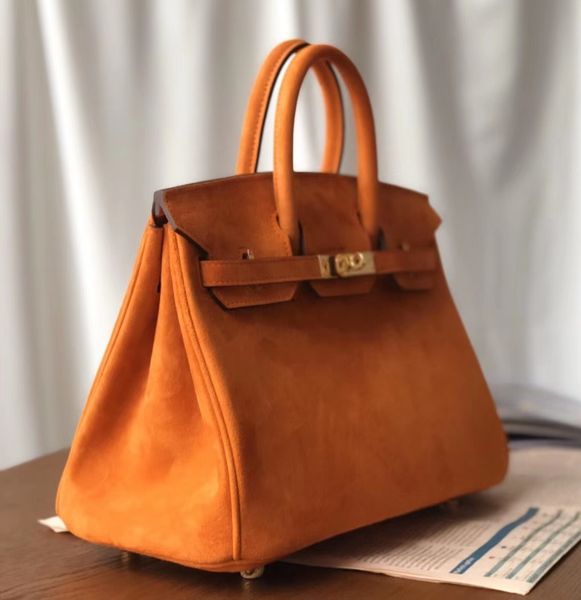 whosale качество коричневого brikin оригинал сумка, олень кожа, 25 см, ручная работа, воск нить, много цветов с различным размером на сайте
whosale качество коричневого brikin оригинал сумка, олень кожа, 25 см, ручная работа, воск нить, много цветов с различным размером на сайте