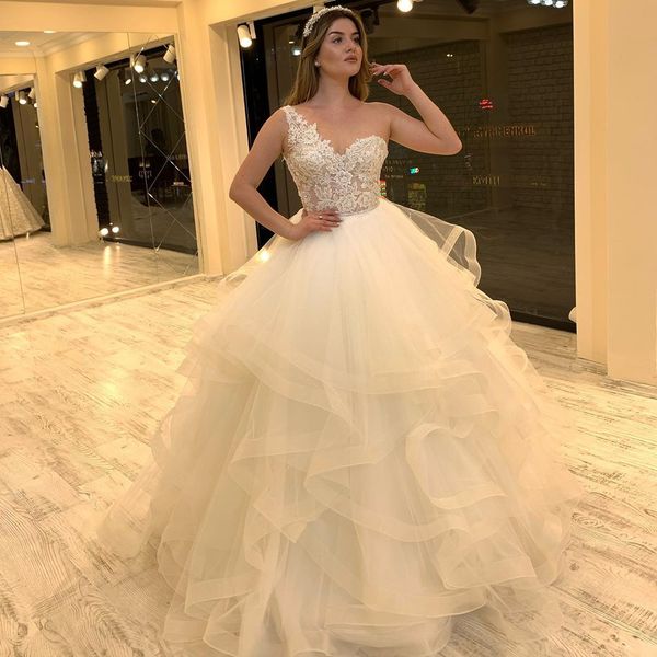 2020 arabic aso ebi vintage lace wedding dresses one shoulder tiers bridal dresses wedding gowns zj335, White
2020 arabic aso ebi vintage lace wedding dresses one shoulder tiers bridal dresses wedding gowns zj335, White
