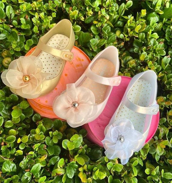 mini melissa 2020 new flower children's sandal summer girls' jelly shoes princess baby versatile bow candy single shoes hmi009, Black;red
mini melissa 2020 new flower children's sandal summer girls' jelly shoes princess baby versatile bow candy single shoes hmi009, Black;red