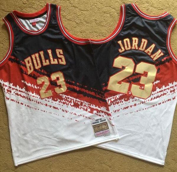 men's basketball chicago bulls 23 michael jd 91 rodman 33 pippen gold 1997-98 hardwoods classics retro jersey, Black;red
men's basketball chicago bulls 23 michael jd 91 rodman 33 pippen gold 1997-98 hardwoods classics retro jersey, Black;red