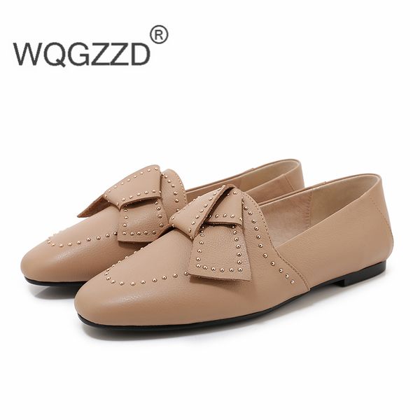 2020 spring rivets loafers women flats genuine leather casual flat shoes women soft comfortable ladies office shoes, Black
2020 spring rivets loafers women flats genuine leather casual flat shoes women soft comfortable ladies office shoes, Black