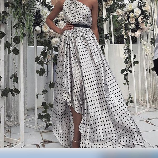 new formal dress womens one shoudler asysmmestrial neck dot printed backless lace up halter waistband bridesmaid dress, Black;gray
new formal dress womens one shoudler asysmmestrial neck dot printed backless lace up halter waistband bridesmaid dress, Black;gray