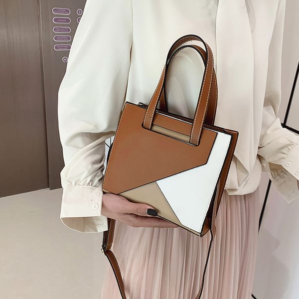 2020 spring and summer new fashion ladies bag shoulder portable small square bag crossbody strap zipper women's
2020 spring and summer new fashion ladies bag shoulder portable small square bag crossbody strap zipper women's