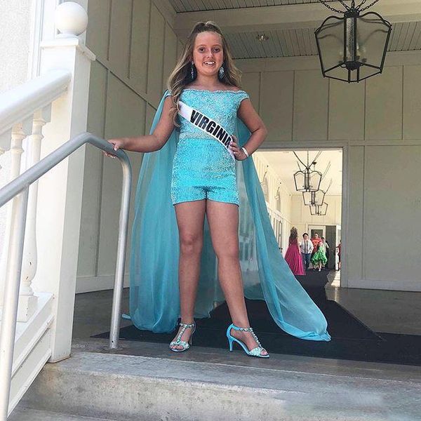 off shoulder short lace girls pageant dresses with tulle train vestidos de noiva formal custom made gowns
off shoulder short lace girls pageant dresses with tulle train vestidos de noiva formal custom made gowns
