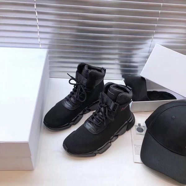 2020 r speed lace-up sneakers series couple casual shoes fashionable and comfortable outdoor sports shoes comfortable and breatha
2020 r speed lace-up sneakers series couple casual shoes fashionable and comfortable outdoor sports shoes comfortable and breatha