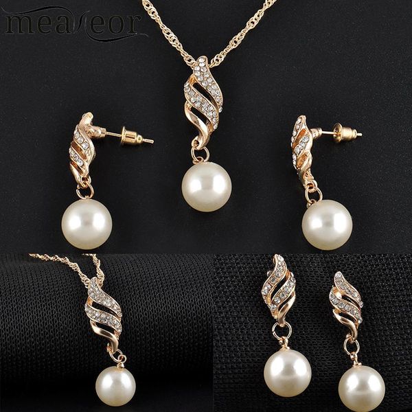 женская мода pearl ожерелье серьги падения set bridal из (3шт) 5 см / 2.0inch свадебные ювелирные изделия золота, Silver
женская мода pearl ожерелье серьги падения set bridal из (3шт) 5 см / 2.0inch свадебные ювелирные изделия золота, Silver