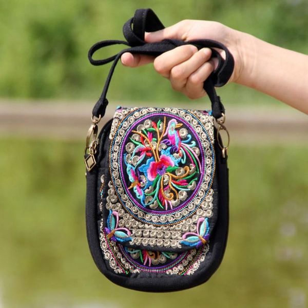 women shoulder bag ethnic style vintage flower embroidered retro travel pouch mini coin purse zip small crossbody bag bolso muje
women shoulder bag ethnic style vintage flower embroidered retro travel pouch mini coin purse zip small crossbody bag bolso muje