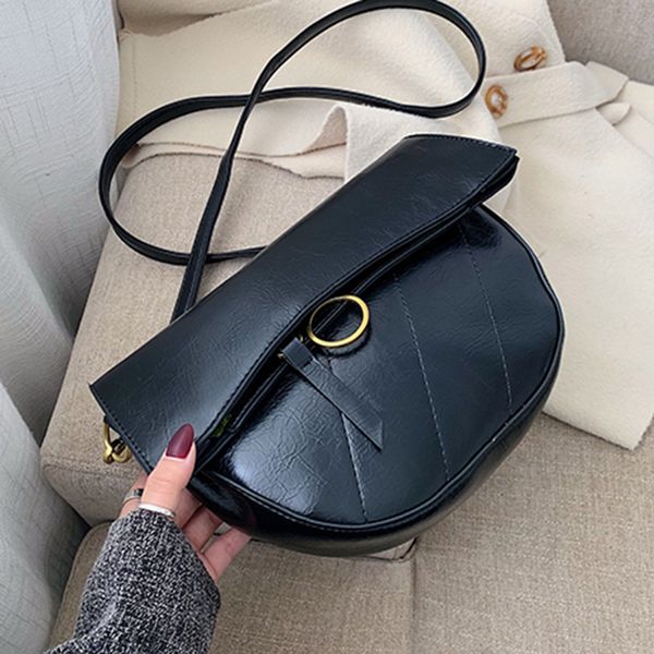 2019 new fashion saddle bag for women personality semicircle single shoulder messenger bag ins chic female pu leather package
2019 new fashion saddle bag for women personality semicircle single shoulder messenger bag ins chic female pu leather package