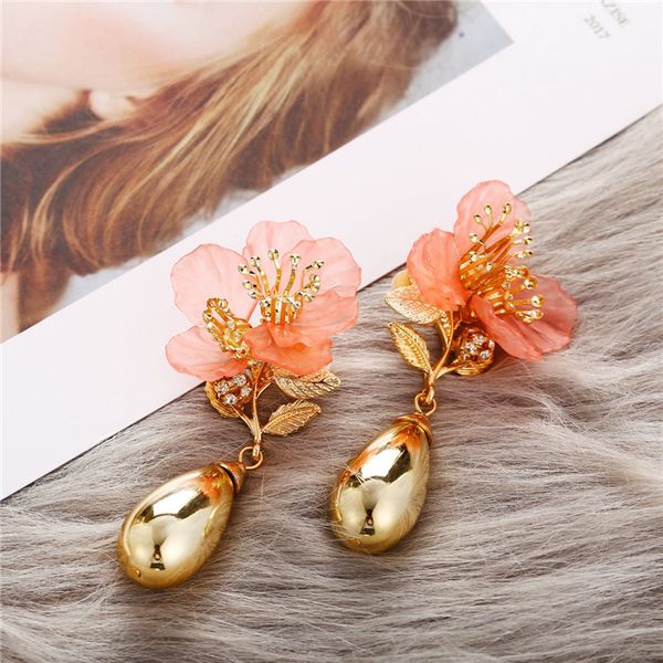 fashion- women earring flower charm alloy with crystal tassel earring for women party birthday new year christmas gift, Golden 
fashion- women earring flower charm alloy with crystal tassel earring for women party birthday new year christmas gift, Golden