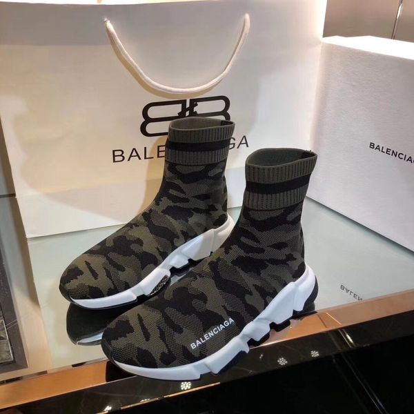 2020 new vf luxury designer couple stretch socks sneakers couple socks casual shoes women and men casual shoes
2020 new vf luxury designer couple stretch socks sneakers couple socks casual shoes women and men casual shoes