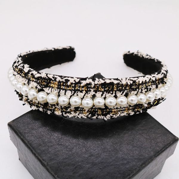 charm pearls beads velvet hairbands wedding hair jewelry handmade headband tiara elegant headpiece women headwear hair accesorie, Golden;white
charm pearls beads velvet hairbands wedding hair jewelry handmade headband tiara elegant headpiece women headwear hair accesorie, Golden;white