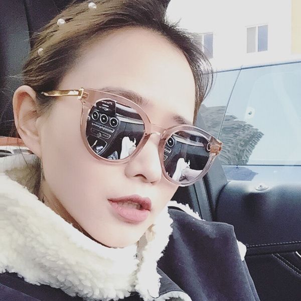 fashion vintage womens sunglasses shades eye glasses eyewear outdoor lady new holiday stylish good quality attractive party hot, White;black
fashion vintage womens sunglasses shades eye glasses eyewear outdoor lady new holiday stylish good quality attractive party hot, White;black