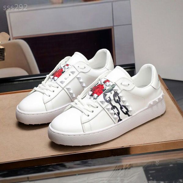 2019 classic autumn rivet small white shoes female leather casual wild student flat bottom shoes factory direct sales size 35-42cm, Black
2019 classic autumn rivet small white shoes female leather casual wild student flat bottom shoes factory direct sales size 35-42cm, Black