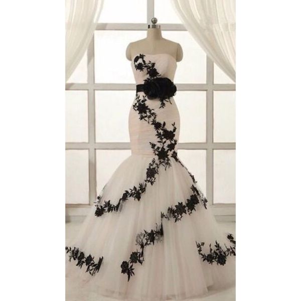 attractive strapless mermaid wedding dresses with black 3d flowers lace applique black and white wedding dresses illusion vestidos de novia
attractive strapless mermaid wedding dresses with black 3d flowers lace applique black and white wedding dresses illusion vestidos de novia