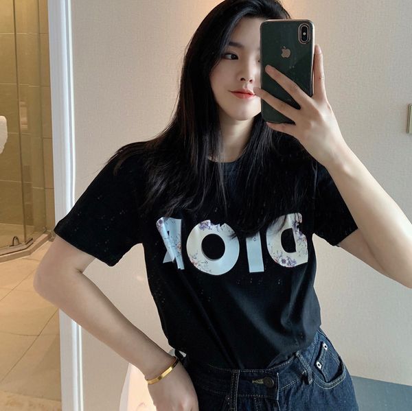 20ss luxury t shirt brand mens designer t shirt women tees short sleeve casual shirts men clothing streetwear designer tees 20042403l, White
20ss luxury t shirt brand mens designer t shirt women tees short sleeve casual shirts men clothing streetwear designer tees 20042403l, White