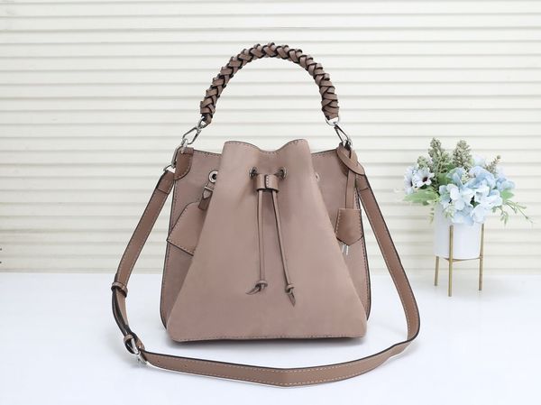 2020 designer bag muria tote bags women shoulder handbags female bucket bags messenger bags real leather wallet designer handbag with box
2020 designer bag muria tote bags women shoulder handbags female bucket bags messenger bags real leather wallet designer handbag with box