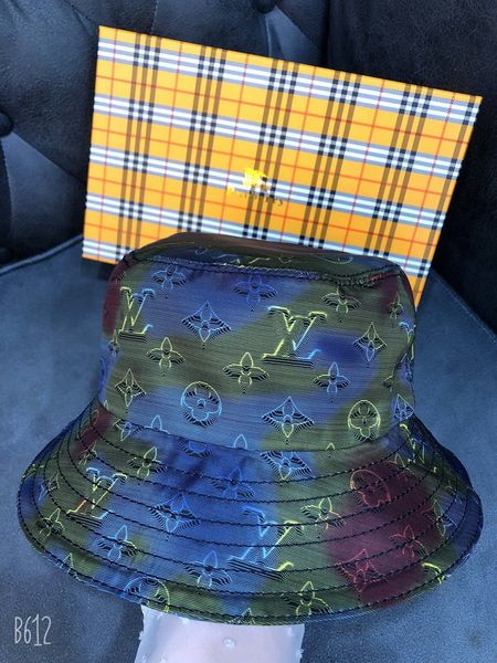 2020 designer leather letter bucket hat for mens womens foldable caps black fisherman beach sun visor sale folding man bowler cap casual
2020 designer leather letter bucket hat for mens womens foldable caps black fisherman beach sun visor sale folding man bowler cap casual