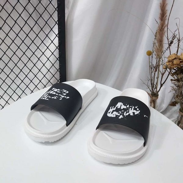 black and white sports leisure beach male indoor house flipflop slippers sandals 36-44 men and flip flops for women fashion shoes bedroom
black and white sports leisure beach male indoor house flipflop slippers sandals 36-44 men and flip flops for women fashion shoes bedroom