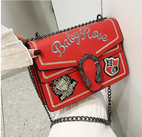 2020 new european-american style embroidered badge chain bag single-shoulder diagonal cross trend women's bag
2020 new european-american style embroidered badge chain bag single-shoulder diagonal cross trend women's bag