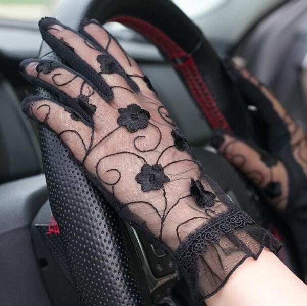 spring summer women' flower embroidery sunscreen mesh gloves lady' slip-resistant driving gloves perspective r1078, Blue;gray
spring summer women' flower embroidery sunscreen mesh gloves lady' slip-resistant driving gloves perspective r1078, Blue;gray
