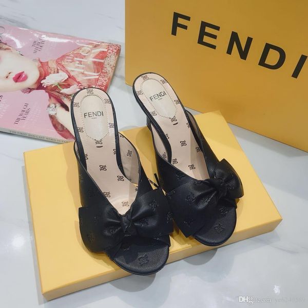 high-end luxury women's star high heels wedding shoes sandals slippers triple fashiondesigner women's shoes erq
high-end luxury women's star high heels wedding shoes sandals slippers triple fashiondesigner women's shoes erq