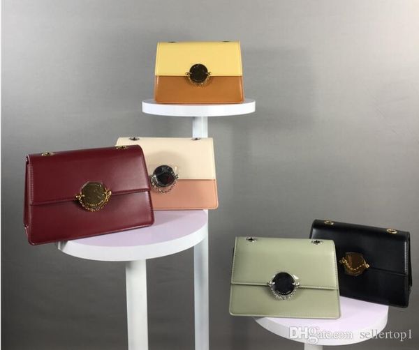 2019 new metal round buckle shoulder diagonal chain flip bag small square bag handbag shoulder bag #626
2019 new metal round buckle shoulder diagonal chain flip bag small square bag handbag shoulder bag #626