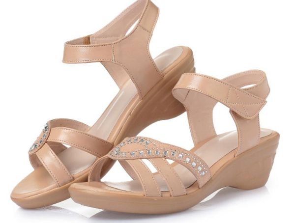 2019 women's sandals in summer with new style middle heel slope heel @16, Black
2019 women's sandals in summer with new style middle heel slope heel @16, Black