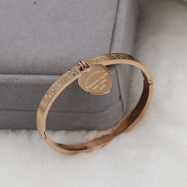 wholesale-2019 fashion jewelry women bangle with heart pendant and 18k gold plated titanium bangle carved forever love word for women gift, Black
wholesale-2019 fashion jewelry women bangle with heart pendant and 18k gold plated titanium bangle carved forever love word for women gift, Black