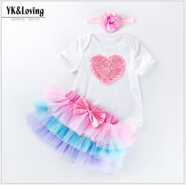 baby designer girl new 0-2 year old female baby holiday dress cotton short-sleeved halo suit six layer sand skirt suit, White
baby designer girl new 0-2 year old female baby holiday dress cotton short-sleeved halo suit six layer sand skirt suit, White