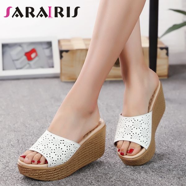 sarairis 2019 new women's slippers solid wedges flat platform hollow shoes woman casual outside summer shoes big size 35-40, Black
sarairis 2019 new women's slippers solid wedges flat platform hollow shoes woman casual outside summer shoes big size 35-40, Black