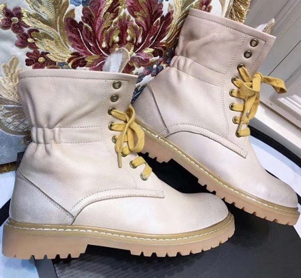 dhl)woman designer boots martin desert boot flamingos love arrow medal 100% real leather coarse size eu35-40 with box u2704, Black
dhl)woman designer boots martin desert boot flamingos love arrow medal 100% real leather coarse size eu35-40 with box u2704, Black