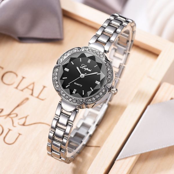 fashion 2019 simple casual small european beauty and delicate bracelet watch wristwatch clock gift retro design dropship#8, Slivery;brown
fashion 2019 simple casual small european beauty and delicate bracelet watch wristwatch clock gift retro design dropship#8, Slivery;brown
