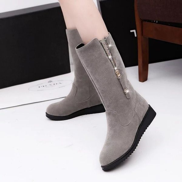 2019 snow boots ladies winter casual shoes ladies high boots black gray soft comfortable women's shoes
2019 snow boots ladies winter casual shoes ladies high boots black gray soft comfortable women's shoes