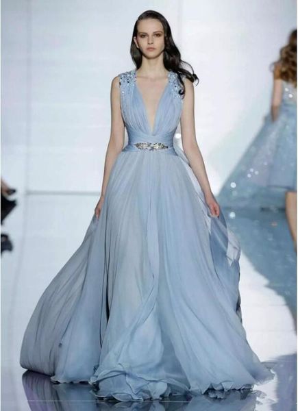 sexy pluging v декольте вечерние платья с бисером орденской runway партии платья без рукавов линии платья невесты формального прома, White;black
sexy pluging v декольте вечерние платья с бисером орденской runway партии платья без рукавов линии платья невесты формального прома, White;black