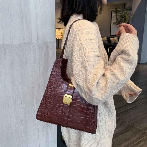 2020 retro ladies hand leather crossbody bags for women handbags women bags shoulder bolsa feminina
2020 retro ladies hand leather crossbody bags for women handbags women bags shoulder bolsa feminina