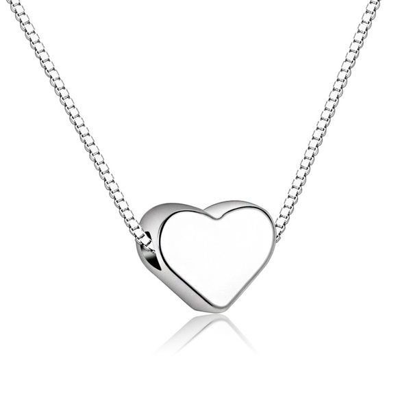 s925 silver necklace, lady's sweet love pendant, delicate, small and heart-shaped, short style collarbone chain
s925 silver necklace, lady's sweet love pendant, delicate, small and heart-shaped, short style collarbone chain