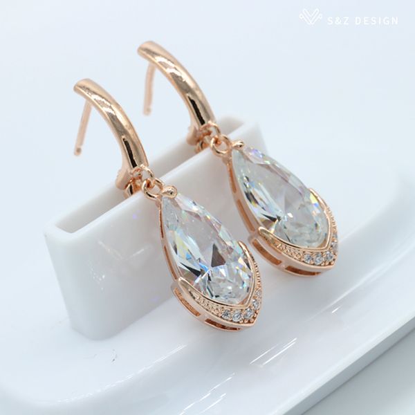 2019 new water drop long style zircon earrings european and american women fashion earrings simple personality anti-allergy, Silver
2019 new water drop long style zircon earrings european and american women fashion earrings simple personality anti-allergy, Silver