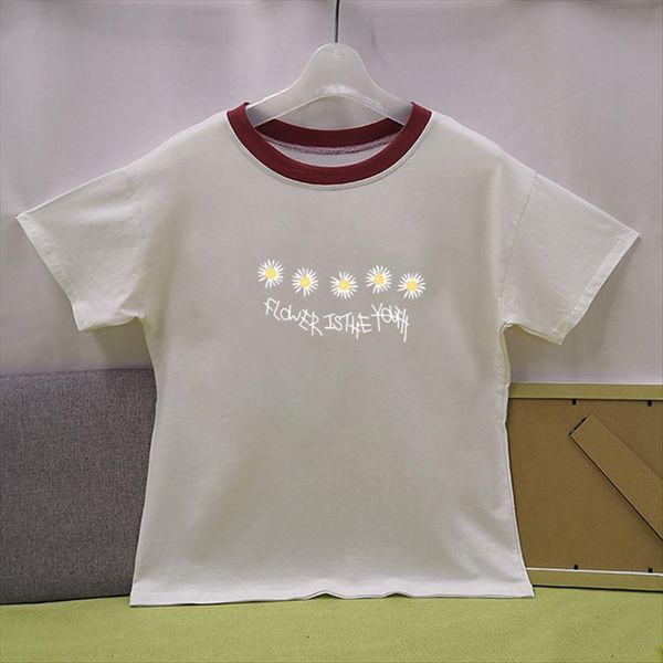 2020ins fashionable white short-sleeved female daisy clothes 2020ins fashionable white short-sleeved t-shirt female daisy t-shirt clothes
2020ins fashionable white short-sleeved female daisy clothes 2020ins fashionable white short-sleeved t-shirt female daisy t-shirt clothes