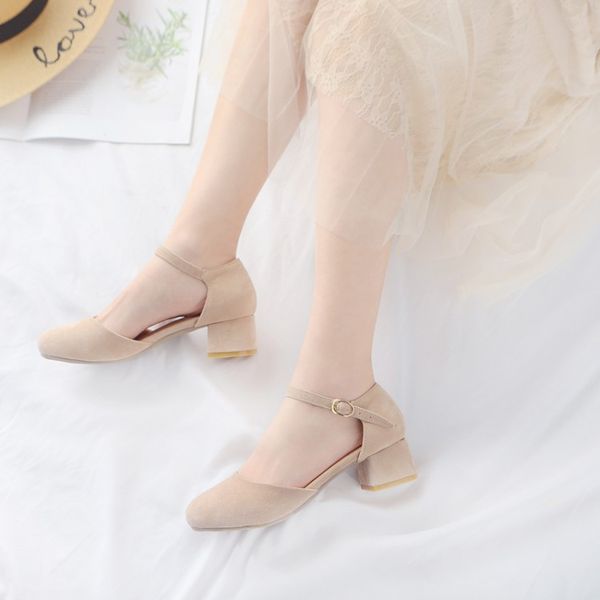 big size 9 11 12 high heels sandals women shoes woman summer ladies round-headed sandals with thick heels and buckles, Black
big size 9 11 12 high heels sandals women shoes woman summer ladies round-headed sandals with thick heels and buckles, Black