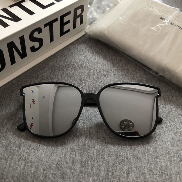 2020 men brand designer sunglasses korean classic gentle monster square sun glasses fashion star version male retro sunglasses, Blue
2020 men brand designer sunglasses korean classic gentle monster square sun glasses fashion star version male retro sunglasses, Blue