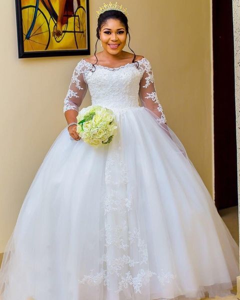 elegant african plus size wedding dresses designer scoop neck 3/4 sleeves applique tulle new wedding dress bridal gowns new, White
elegant african plus size wedding dresses designer scoop neck 3/4 sleeves applique tulle new wedding dress bridal gowns new, White