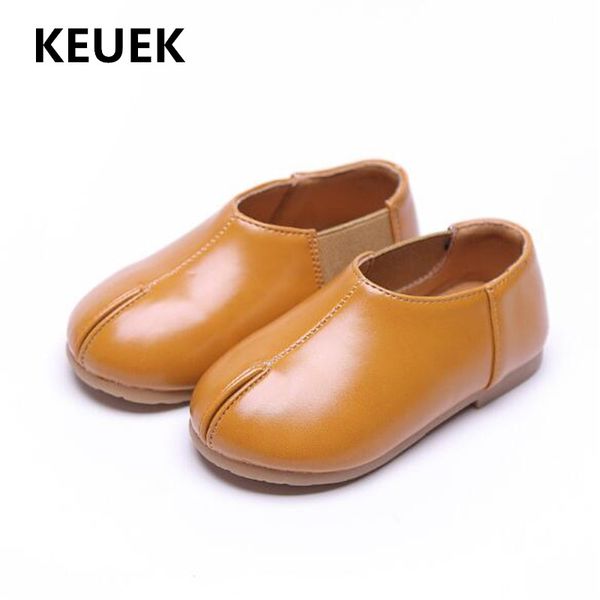 new baby leather shoes children lofers soft bottom toddler casual girls shoes flats student breathable kids moccasins 02, Black;grey
new baby leather shoes children lofers soft bottom toddler casual girls shoes flats student breathable kids moccasins 02, Black;grey
