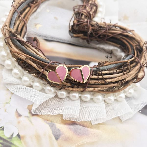 sweet heart pink white enamel exquisite copper material stud earring, party girl special design stud earring, Golden;silver
sweet heart pink white enamel exquisite copper material stud earring, party girl special design stud earring, Golden;silver