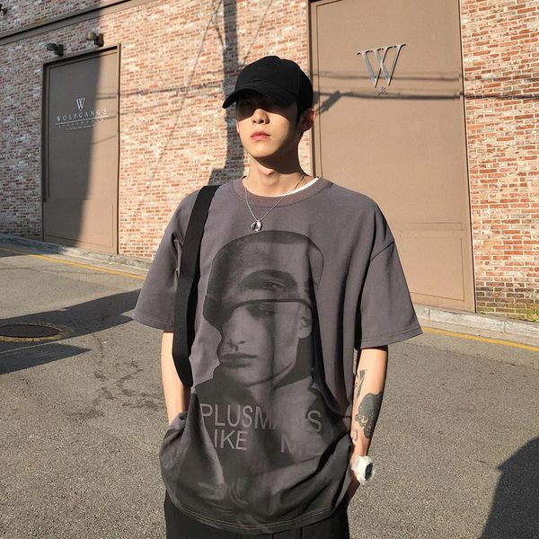 european and american portrait printed short-sleeved t-shirt summer influx of brand new street hip-hop loose half sleeve t-shirt shirt, White;black
european and american portrait printed short-sleeved t-shirt summer influx of brand new street hip-hop loose half sleeve t-shirt shirt, White;black