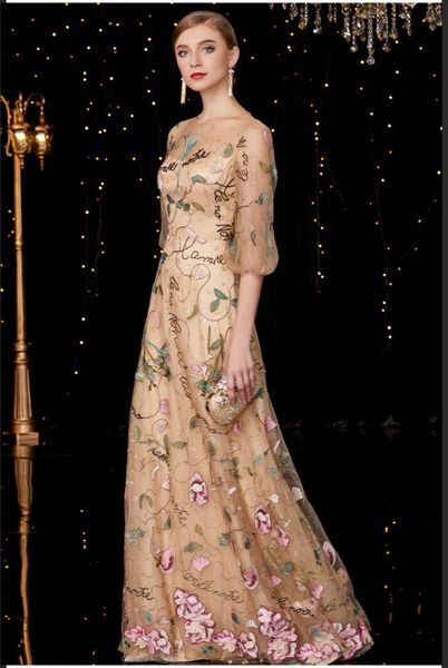 beautiful printed embroidery evening dresses o neck dress half sleeve vestidos party gowns vestidos de fiesta dresses women, White;black
beautiful printed embroidery evening dresses o neck dress half sleeve vestidos party gowns vestidos de fiesta dresses women, White;black