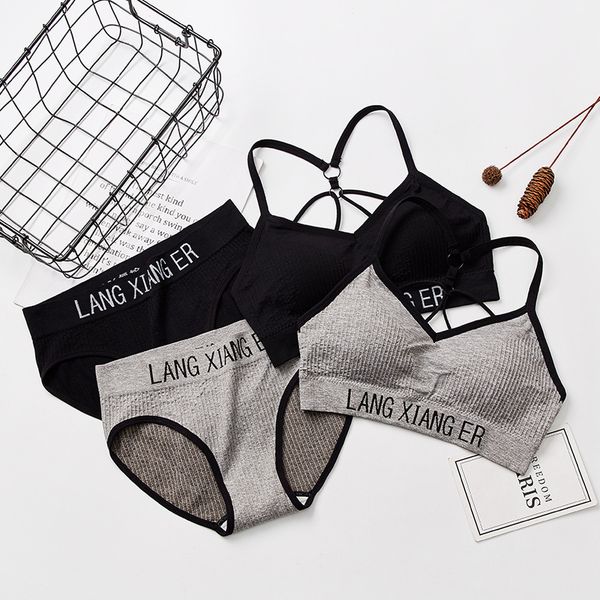 new blue incense children underwear sets boob tube parachute lettered strap beauty back wrap-around seamless underwear chest, White;black
new blue incense children underwear sets boob tube parachute lettered strap beauty back wrap-around seamless underwear chest, White;black