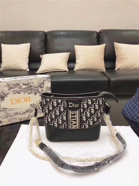 оптовая продажа женщин дизайнерские роскошные сумки роскошные crossbody messenger плечо цепи сумка хорошее качество кожаные кошельки женская
оптовая продажа женщин дизайнерские роскошные сумки роскошные crossbody messenger плечо цепи сумка хорошее качество кожаные кошельки женская